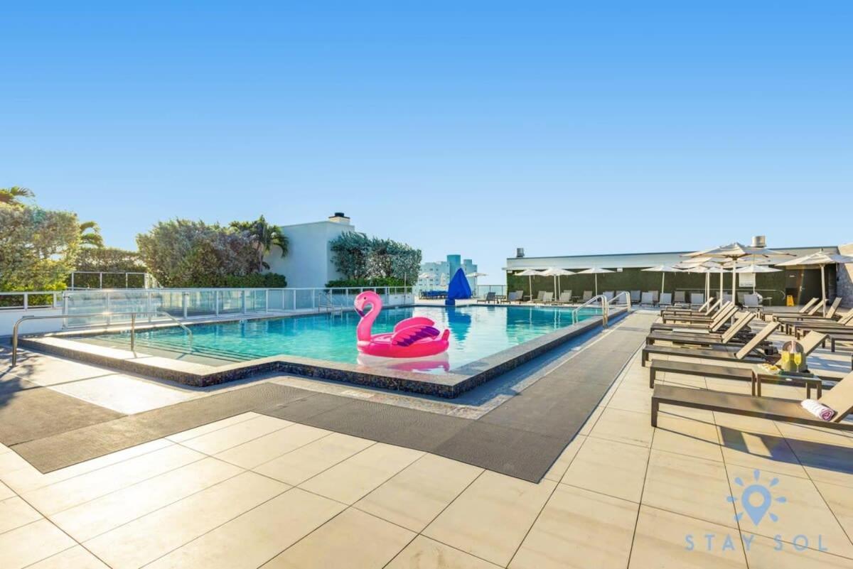 Apartment With Bay View Balcony - Pool - Up To 6 - Gym Χόλιγουντ Εξωτερικό φωτογραφία